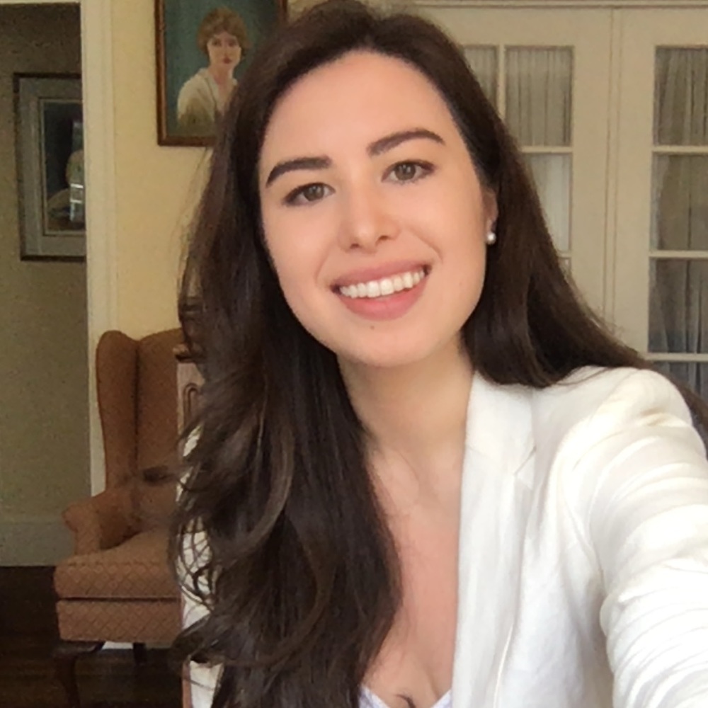 Meet your Posher, Liana